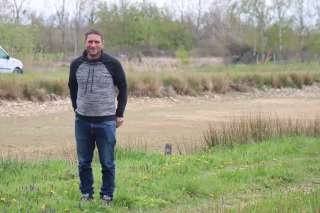 Francis Ballandras, pisciculteur dans la Dombes, souhaite se diversifier