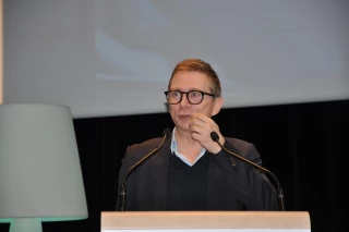 Pourquoi les arguments de pillage de la ressource, de bassine sont-ils plus audibles dans l’espace médiatique ?