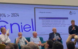 Imaginer les fermes laitières de demain