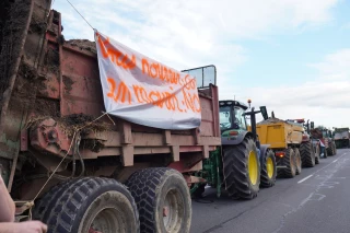 Témoignages en direct de la M6 : Qu'attendent les agriculteurs des annonces gouvernementales